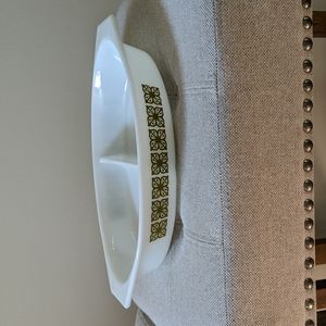 Vintage, Pyrex ,Verde green divided dish